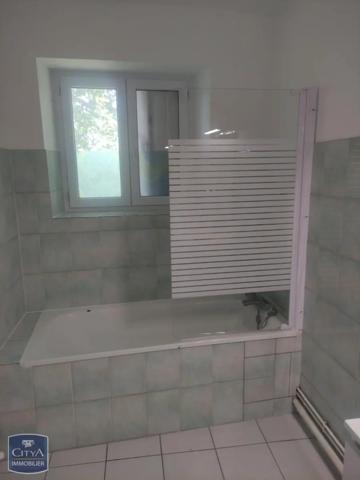 Location appartement 4 pièces de 123.33m²