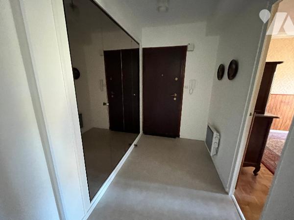 Appartement 77.40m² avec ascenseur en dernier étage