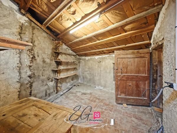 Maison Caunes Minervois, 3 chambres, terrasse de toit, grenier aménageable