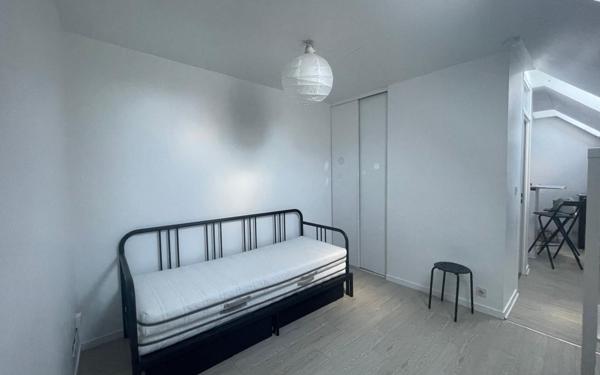 Appartement à louer    1 pièce • 18 m2 Tours