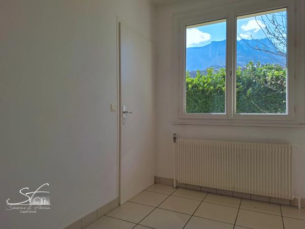 Maison 6 pièces à vendre à CHAPAREILLAN (38)