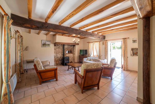 Maison Lissay Lochy 7 pièce(s) 365 m2