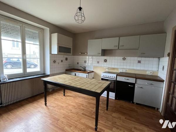 HENON - Maison de bourg