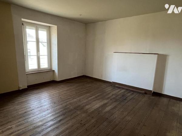 HENON - Maison de bourg