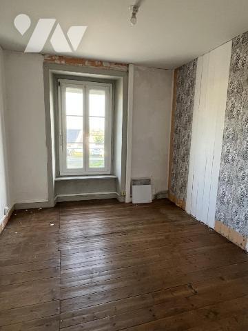 HENON - Maison de bourg