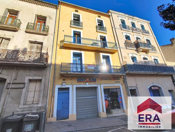 BEL IMMEUBLE 5 T3 ET  UN LOCAL COMMERCIAL QUARTIER GARE 5 MINUTES CENTRE VILLE.