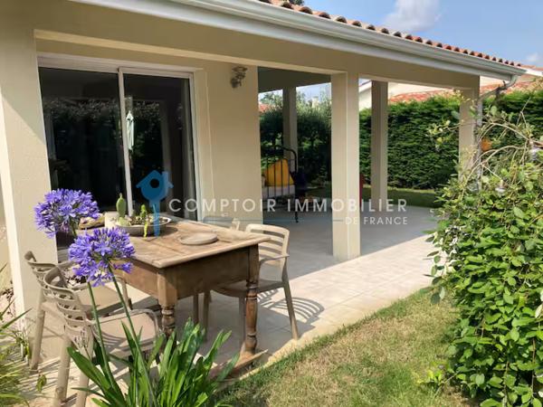 Villa 5 pièce(s) 4 chambre(s) 123 m²