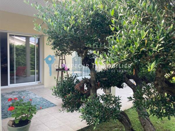 Villa 5 pièce(s) 4 chambre(s) 123 m²