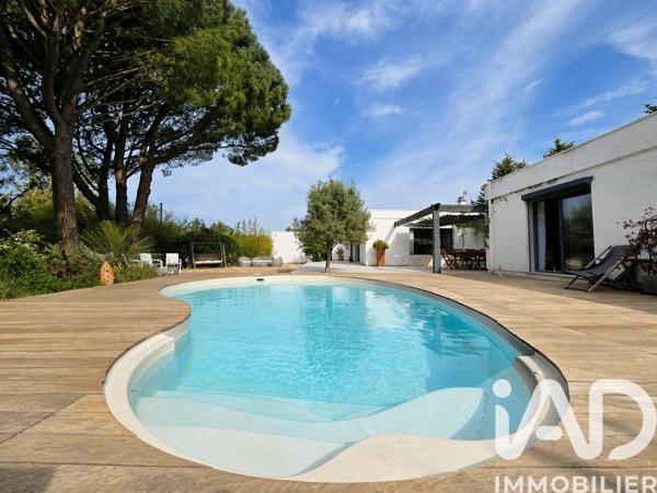 Maison à vendre 7 pièces 280 m² Pujaut