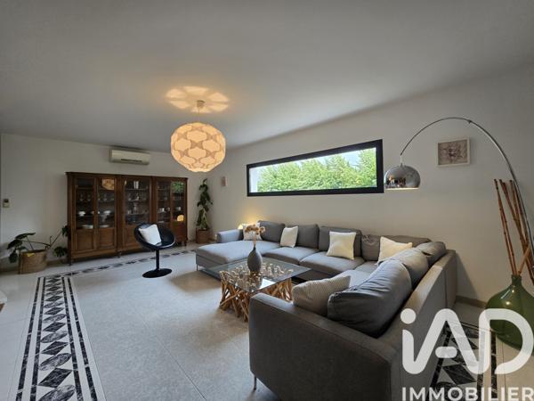 Maison à vendre 7 pièces 280 m² Pujaut
