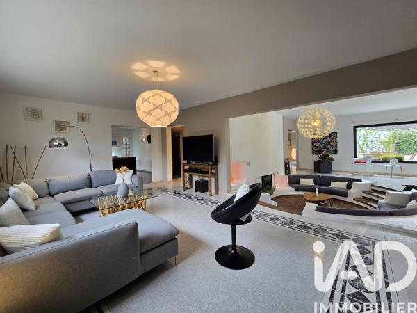 Maison à vendre 7 pièces 280 m² Pujaut