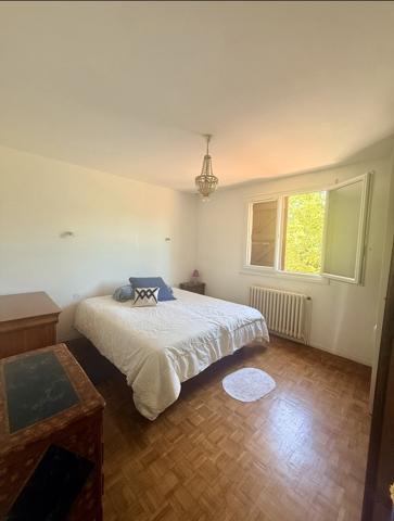Maison
         4 pièces
        - 112 m² 600 000 € *