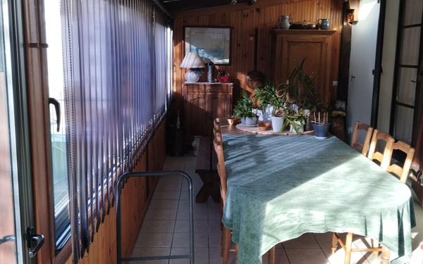 Maison à vendre    5 pièces • 166 m2 Vatan