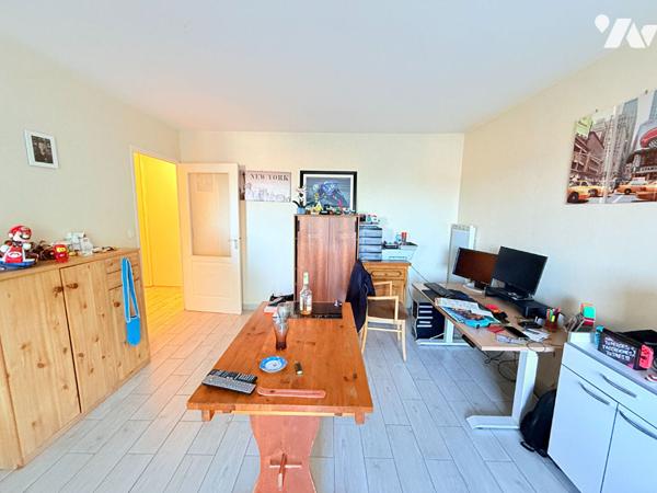 Appartement Saint Aubin D Aubigne 3 pièce(s)