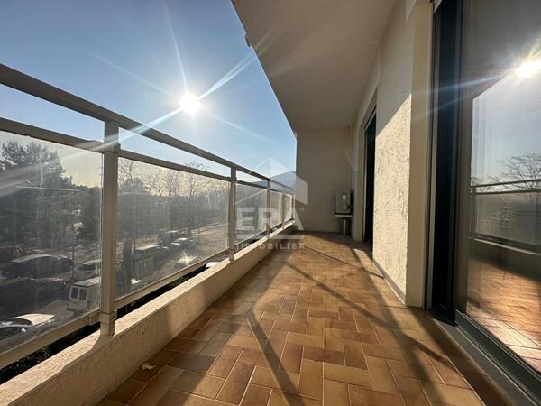 Terrasse plein sud, parking et cave  - Fort potentiel d'aménagement