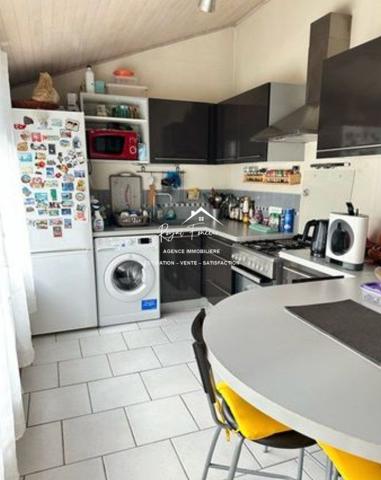 Bien situé, au coeur de Châtellerault, proche des quais de la Vienne