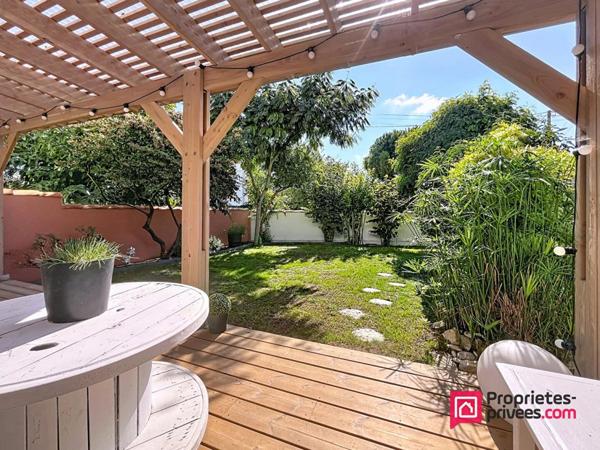 La Rochelle - Quartier Saint Eloi - Maison 8 pièce(s) 174 m2 - 5 chambres - Parcelle de 355m2