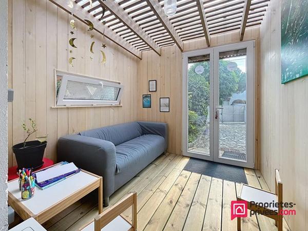 La Rochelle - Quartier Saint Eloi - Maison 8 pièce(s) 174 m2 - 5 chambres - Parcelle de 355m2