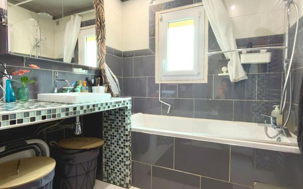 Maison à vendre    6 pièces • 101,02 m2 Villetaneuse