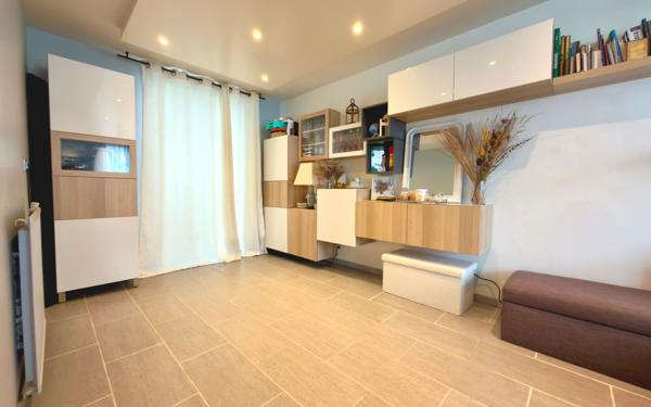Maison à vendre    6 pièces • 101,02 m2 Villetaneuse