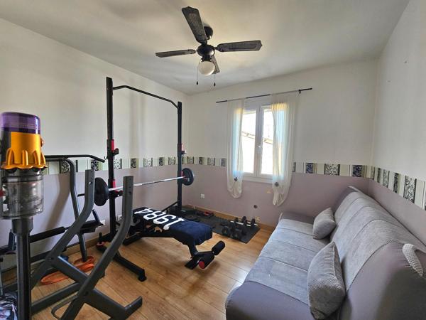 Exceptionnel quartier prisé, Villa de 5 chambres