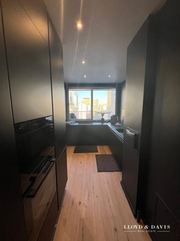 APPARTEMEN DE 160M2 + 50M2 DE TERRASSE EN DERNIER ÉTAGE AVEC VUES EXCETIONELLES.