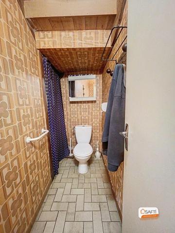 Maison de ville avec garage et jardin