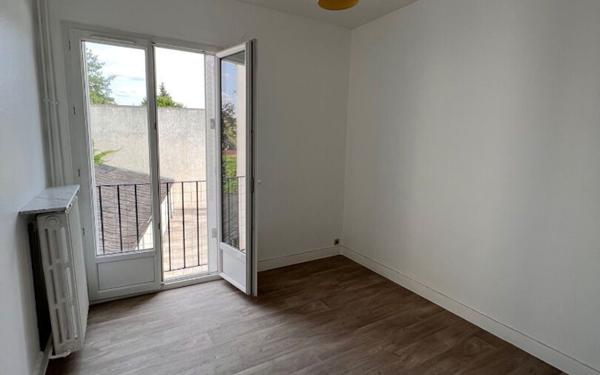 Appartement à louer    3 pièces •  Le Bourget