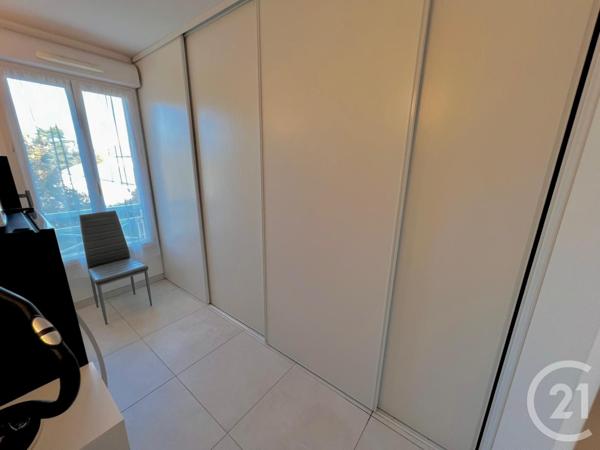 Appartement F6 à vendre  6 pièces - 103,54 m2 PONTOISE - 95