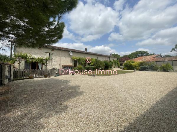 Maison à vendre 11 pièces de 377 m²