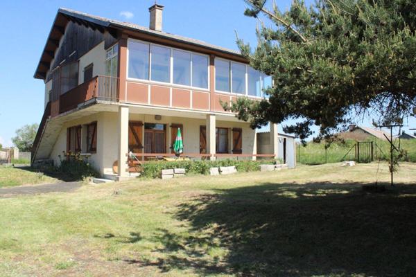 Maison Grandrieu 8 pièce(s) 167m2 sur 2855 m² de terrain