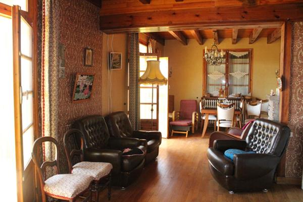 Maison Grandrieu 8 pièce(s) 167m2 sur 2855 m² de terrain