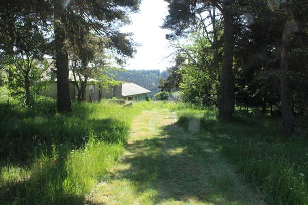 Maison Grandrieu 8 pièce(s) 167m2 sur 2855 m² de terrain