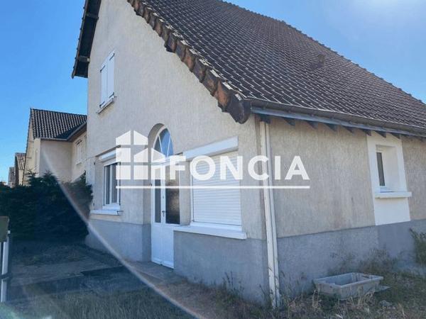 Location Maison 3 pièces 70 m² - 14 RUE DU LIEUTENANT VAISSEAU DE PARIS Le Mans 72100