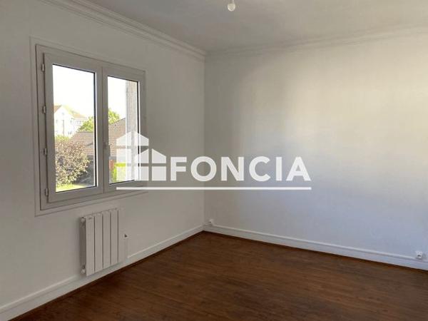 Location Maison 3 pièces 70 m² - 14 RUE DU LIEUTENANT VAISSEAU DE PARIS Le Mans 72100