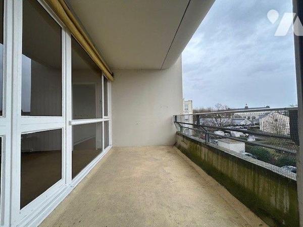 APPARTEMENT A VENDRE SAUMUR
Centre de SAUMUR, Quartier St LOUIS.
Appartement situé au 3ème ét...