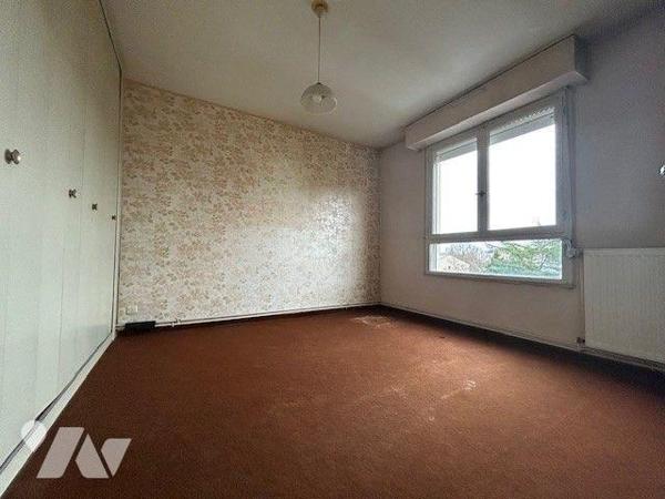 APPARTEMENT A VENDRE SAUMUR
Centre de SAUMUR, Quartier St LOUIS.
Appartement situé au 3ème ét...