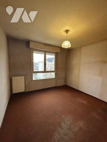 APPARTEMENT A VENDRE SAUMUR
Centre de SAUMUR, Quartier St LOUIS.
Appartement situé au 3ème ét...