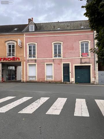 Maison à vendre à Fresnay-sur-Sarthe dans la Sarthe (72130), ref : MA362