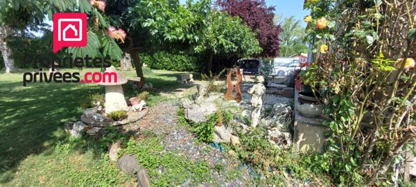 Ensemble immobilier Maison  plain pied à Samazan 4 pièce(s) 102 m2 + 2 hangars