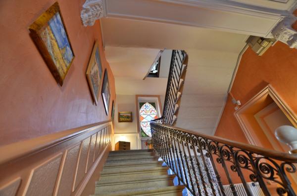 MAISON BOURGEOISE 11 PIECES CENTRE VILLE AU COEUR D'UN PARC DE 2500 m2