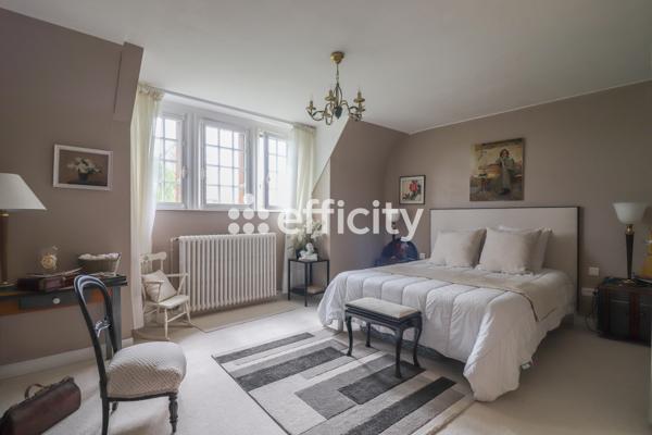 Maison
         8 pièces
        - 224 m² Exclusivité 399 000 € *