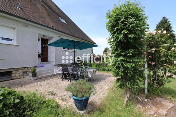 Maison
         8 pièces
        - 224 m² Exclusivité 399 000 € *