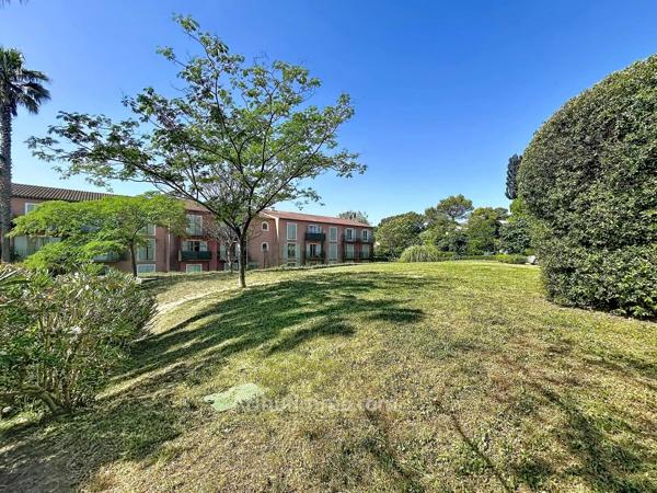 Vente                                                      Appartement
                        
                     2 pièces                      35 m2                     à Mouans-Sartoux