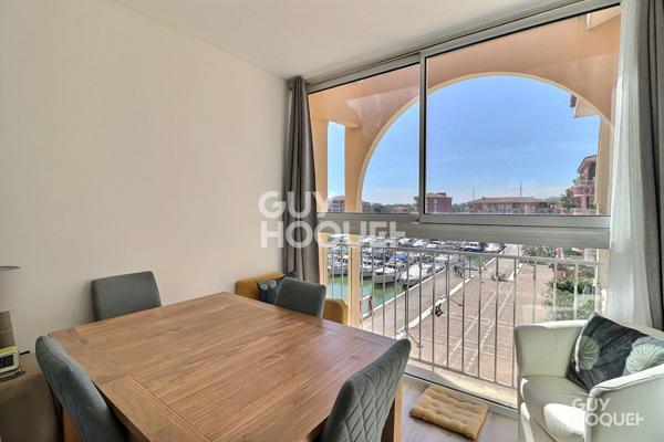 GRAND T2 RÉNOVÉ TERRASSE VUE PORT