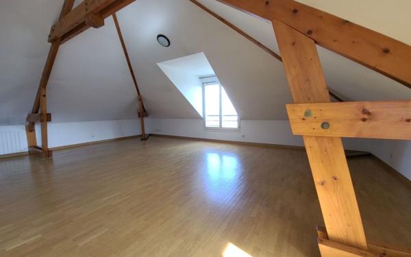 Appartement à vendre    4 pièces •  Chambourcy