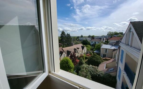 Appartement à vendre    4 pièces •  Chambourcy