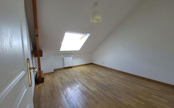 Appartement à vendre    4 pièces •  Chambourcy