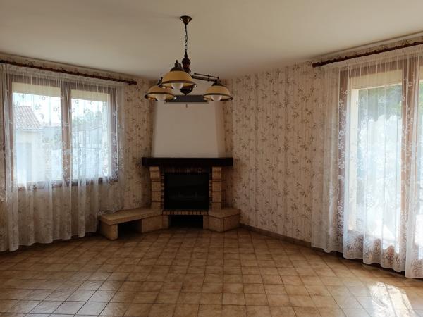 Maison
         9 pièces
        - 152 m² Exclusivité 299 000 € *