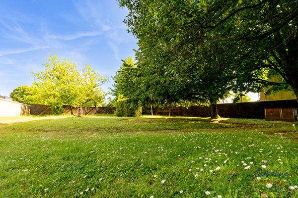 A vendre Nantes Zola T3 80m2 balcons, parking, cave, grenier